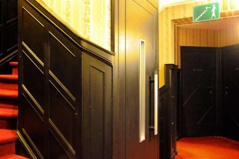 Hotel Latroupe Le Berger Saint-Gilles Interior foto