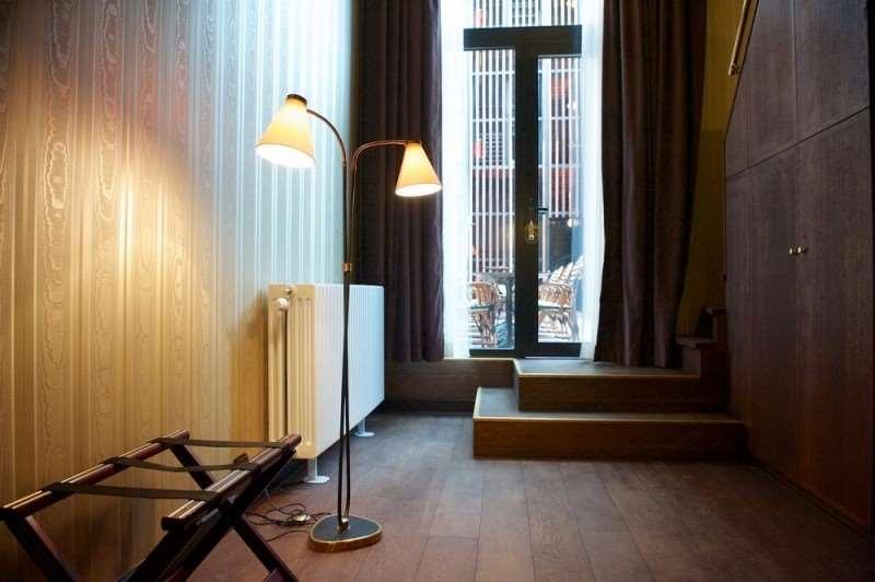 Hotel Latroupe Le Berger Saint-Gilles Habitación foto